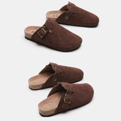 Suede Closed Toe Slide